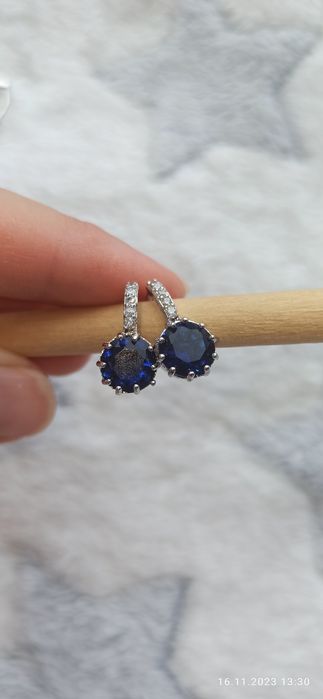 Продам серьги новые