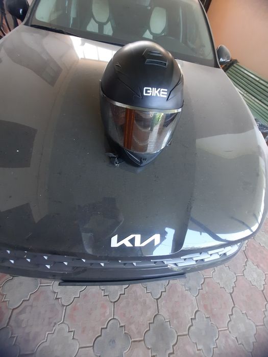 Kaska sotiladi motosiklda kiyish uchun
