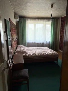 Срочно Продаётся Мирабад Авиагородок 3/4/4 ремонта нет  локации топ !