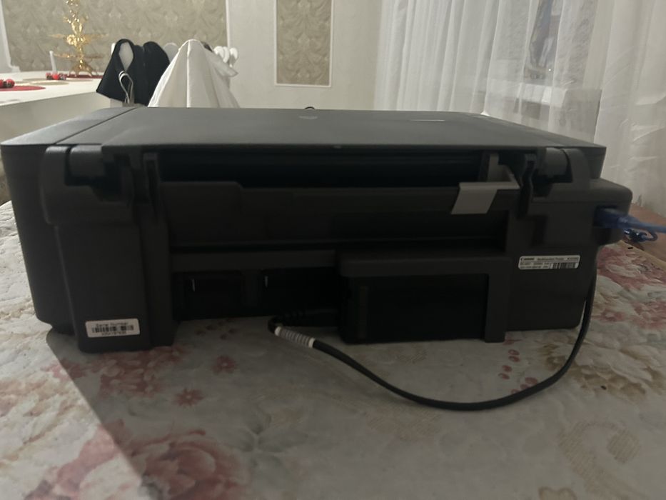 Цветной принтер Canon