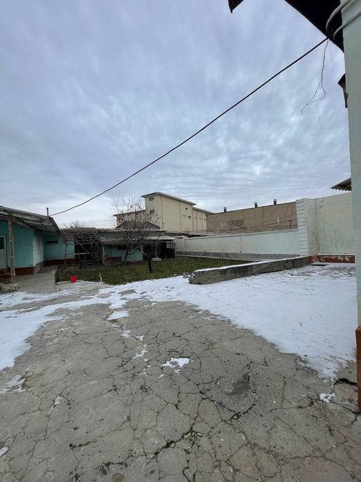 Pastdargom tumani, Juma shahrida hovli sotiladi