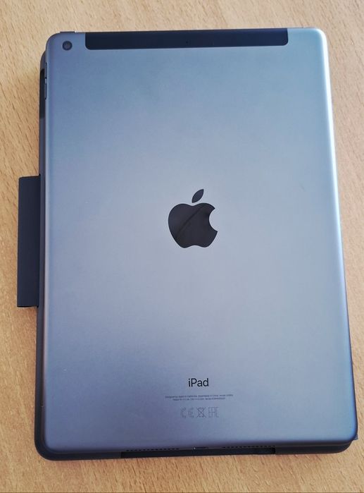 IPad 10.2" 9Gen. 64GB + клавиатура Logitech Slim Folio