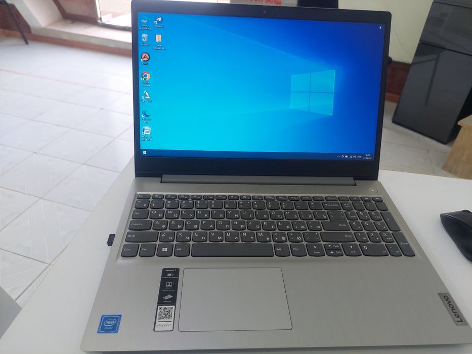 Lenovo notebook sotiladi