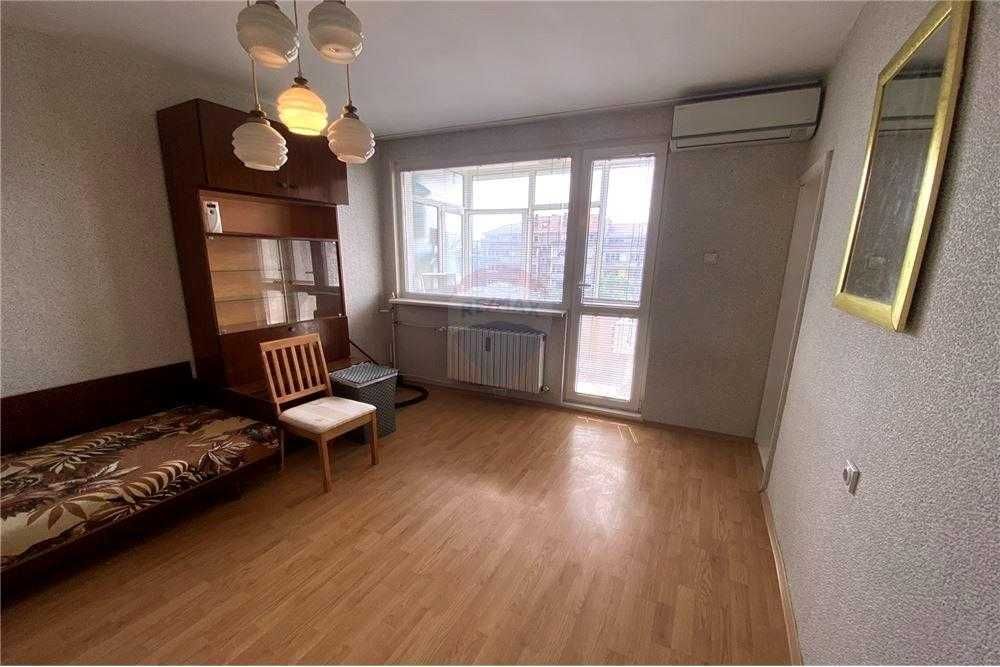 Продава се Двустаен апартамент в Разград, Възраждане - 55 кв.м за 1159 €/кв.м - Снимка #3