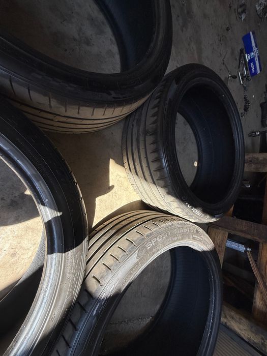 Летни гуми 245/40/20