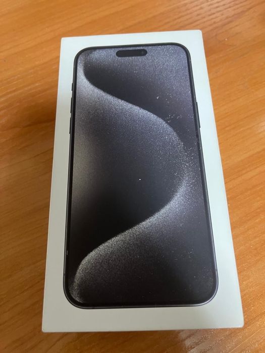 Iphone 15 pro max в новом состоянии