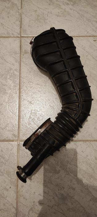 Въздуховод за Ауди А6