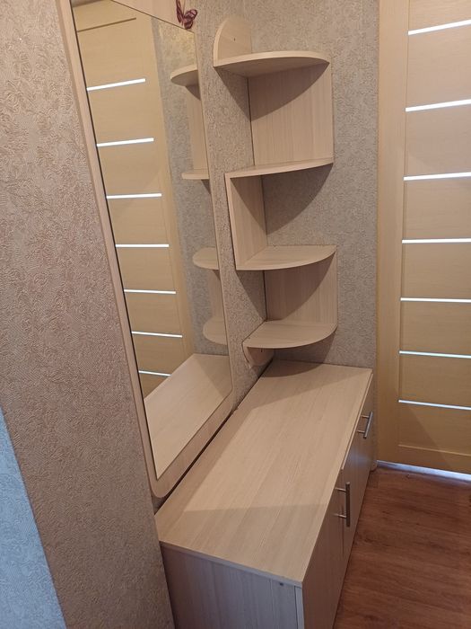 Продам корупсную мебель