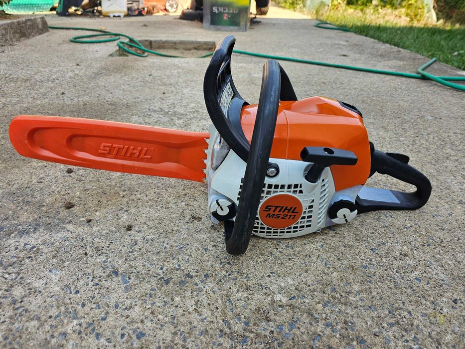 Моторна Резачка STIHL MS 211. Като НОВА.