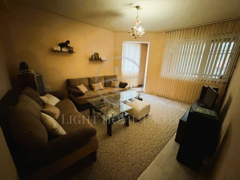 Продава се Тристаен апартамент в Пловдив, Каменица 1 - 102 кв.м за 1275 €/кв.м - Снимка #2