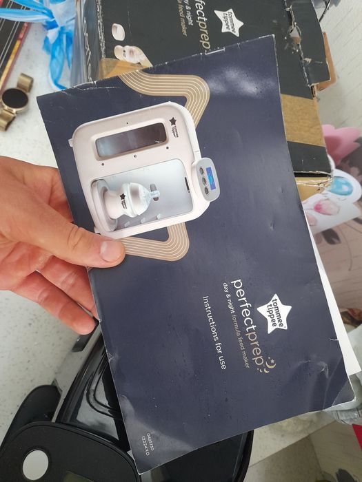 Tommee Tippee машина за бебешко мляко