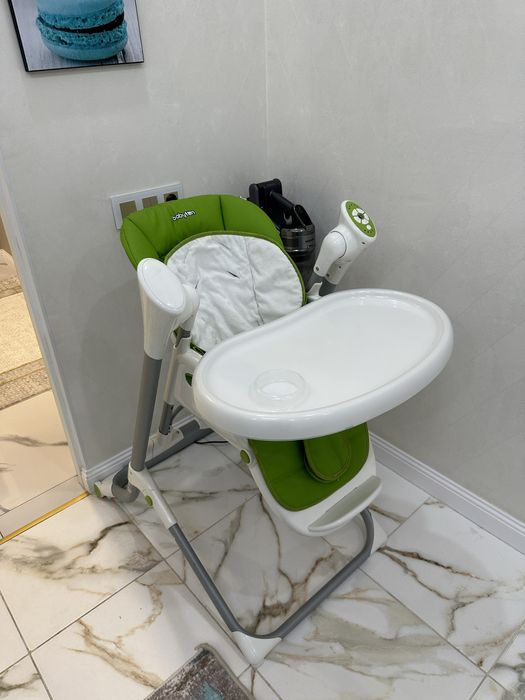 Продается стульчик для кормления!