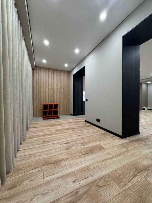 Аренда 3/1/5 Ц-1 Под офис или жильё (3х комнатная квартира)