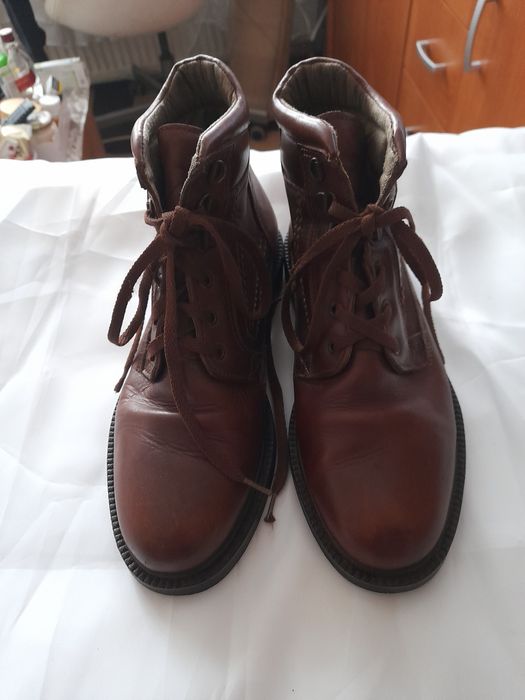 Спортни /туристически/ боти на ROVER, ном.40 и TAMARIS ном.37, 38