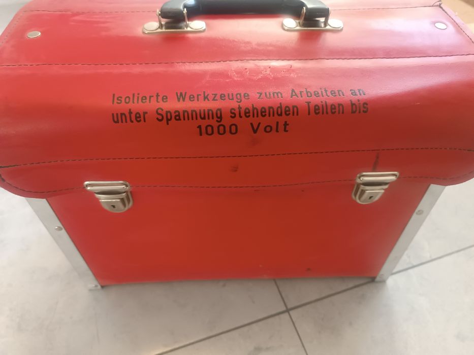 Набор инструментов электрика