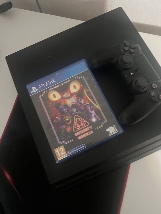 Se vinde Ps4 Pro