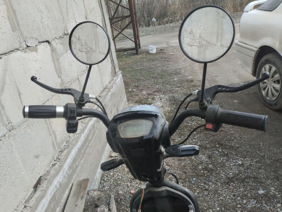 Электромопед на ходу