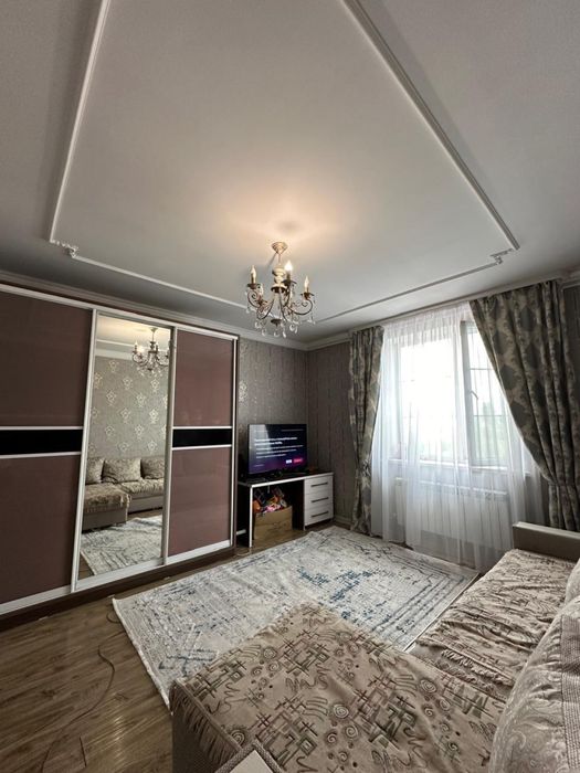 Шкаф большой для одежды