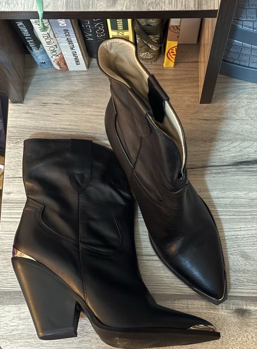 Женские ботильоны