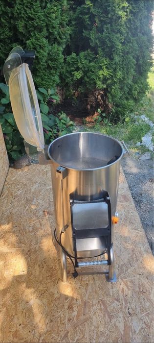 Mașină Profesională Curățat Cartofi Hendi Kitchen Line 18kg Inox