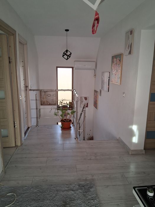 Vind casa valea Geamana