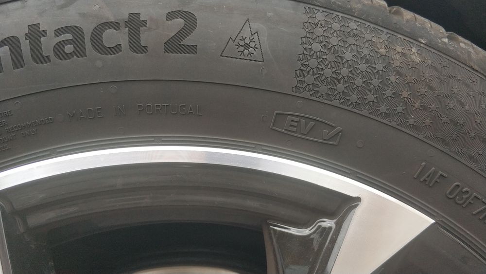 Jante/roți R16 5x114.3 Continental AllSeason Contact 2 205/55/16