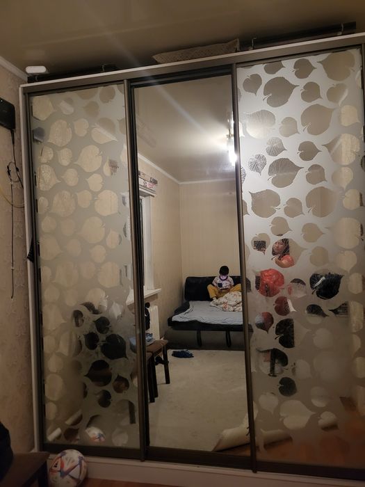 Шкаф купе в хорошем состоянии