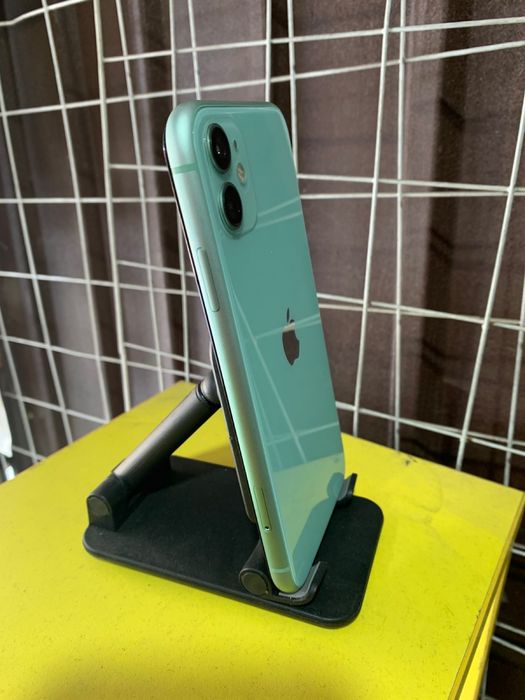 Продам айфон 11 128ГБ