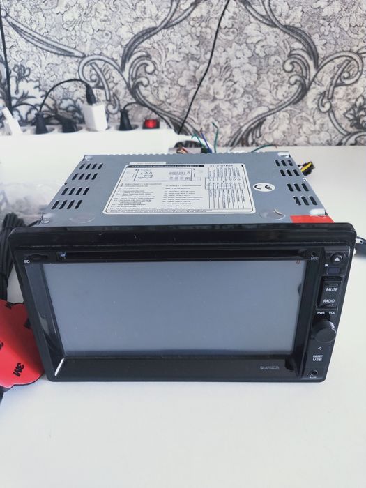 Продам автомагнитолу