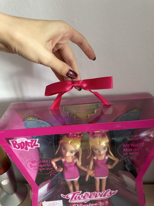 Двоезляшки братц bratz
