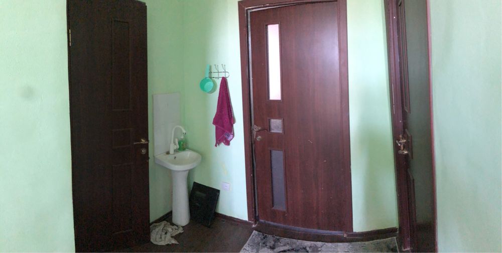 Катеж уй сотилади срочно