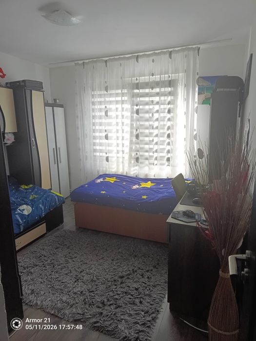 Vând apartament cu 2 camere