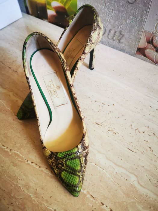 Sandale, pantofi, adidași