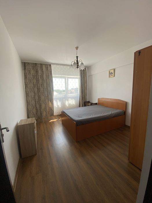 Caut colegă de apartament
