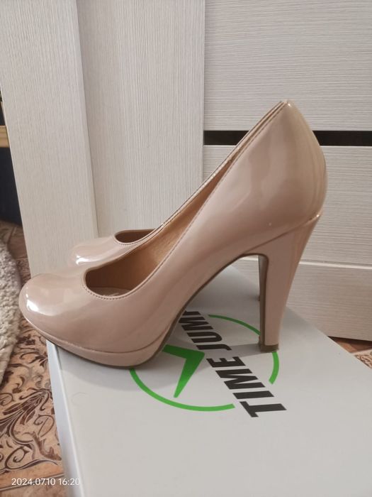 Лакированные туфли