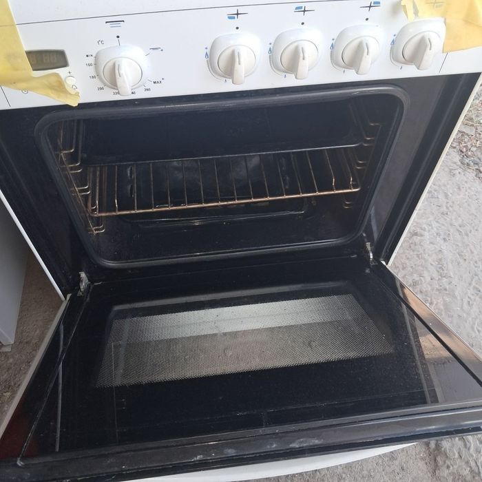 Gaz plita sotiladi
