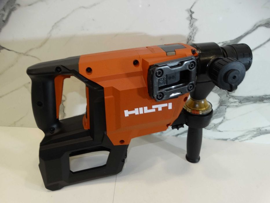 2026 - Hilti DD 150 U - 22 / Nuron - Акумулаторна диамантено пробивна машина