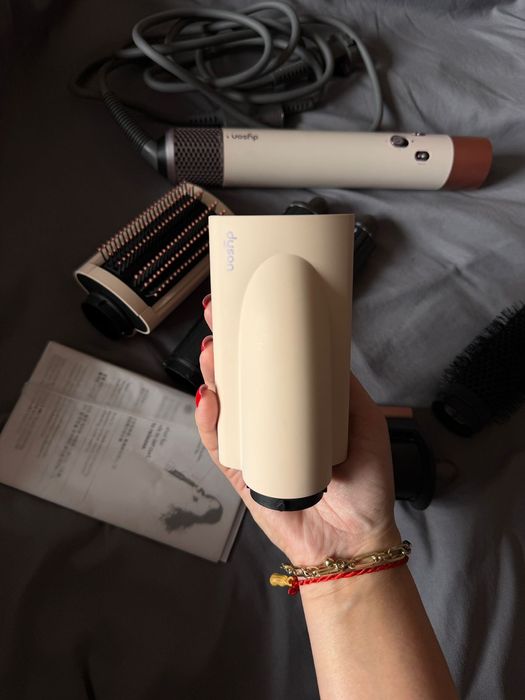 Продам Dyson оригинал