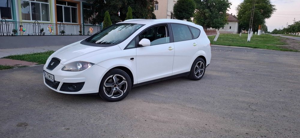 SEAT Altea XL 2010 — imagine 2