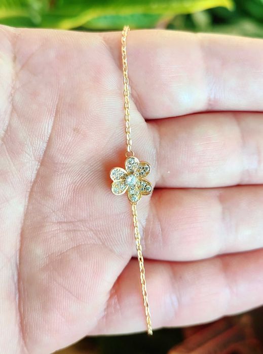 Дамска гривна Van Cleef & Arpels модел Frivole, гривна от розово злато