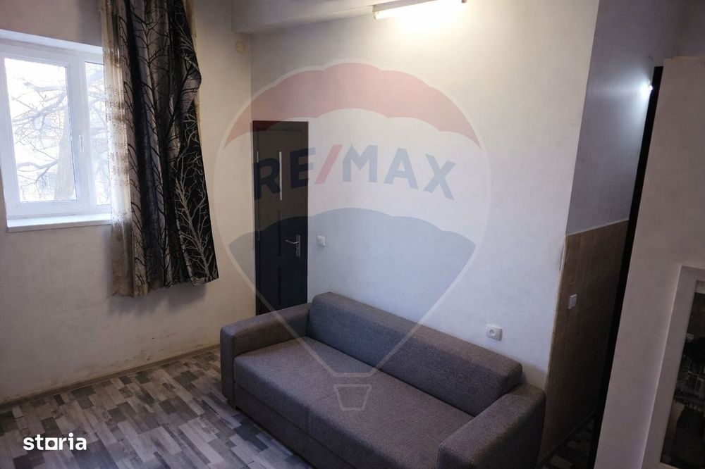Garsoniera de vanzare in Bacau, pe strada Aviatori, nr. 11