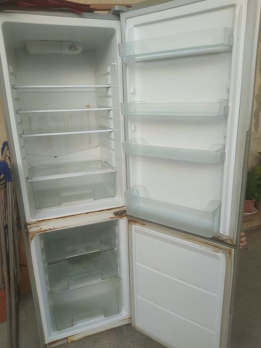 Продам холодильник марки Самсунг