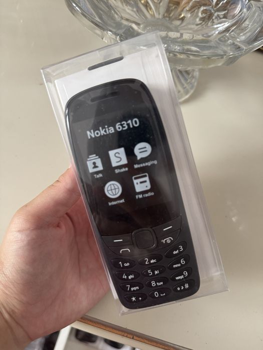 Кнопочный Nokia 6310