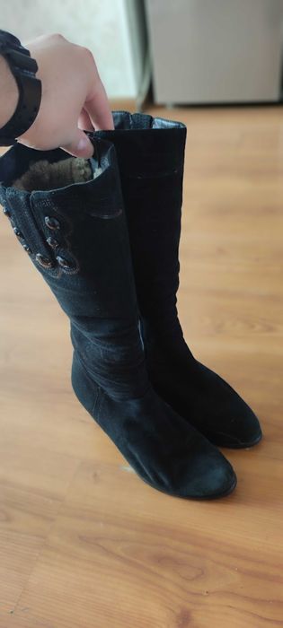 Женские зимние сапоги