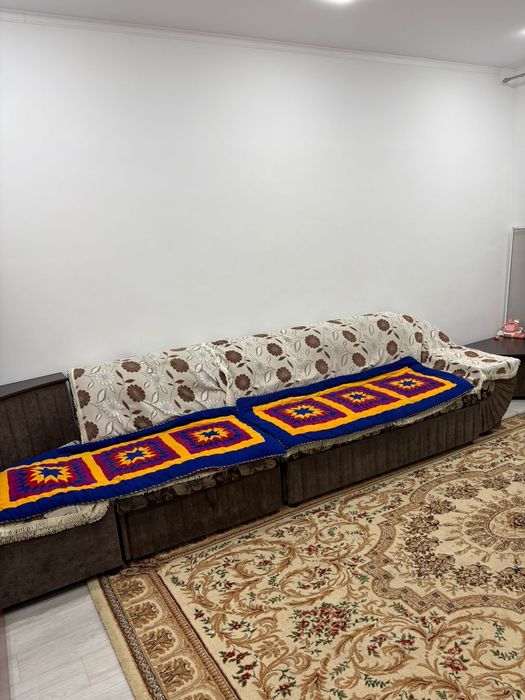 Дом в микрорайон Қарлығаш.