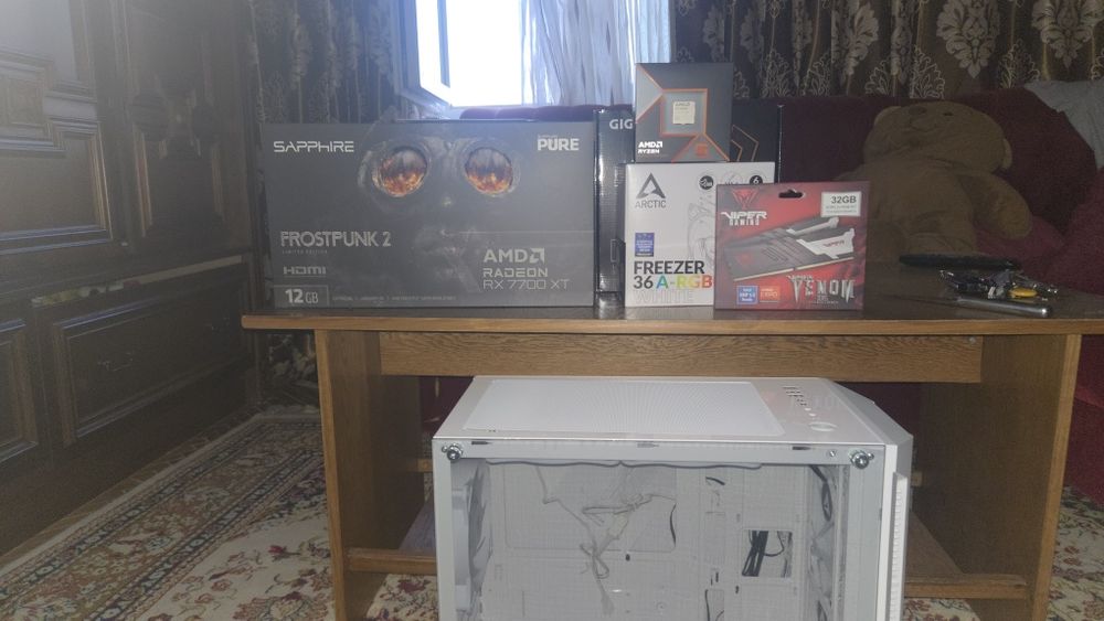 Servicii IT - Mentenanță, Upgrade și Asamblare Laptopuri & PC-uri
Timi