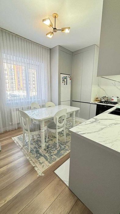 Продам 2х комн кв Батыс с современным ремонтом