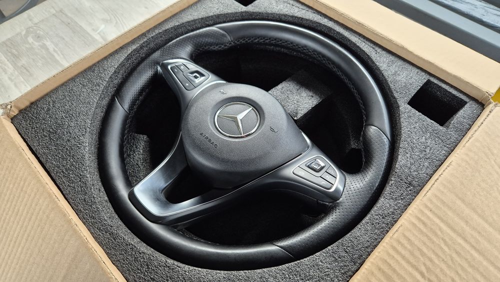 Волан за Mercedes W213