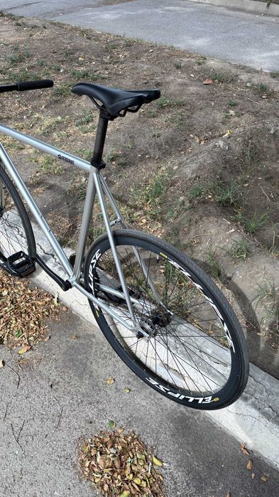 Велосипед фикс Bearbike Prague 4.0