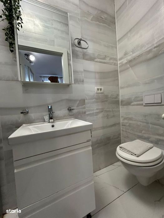 Apartament 3 Camere De Inchiriat